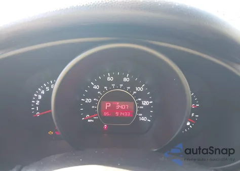 2016 Kia Soul из США, поврежденный, VIN KNDJN2A20G7848883